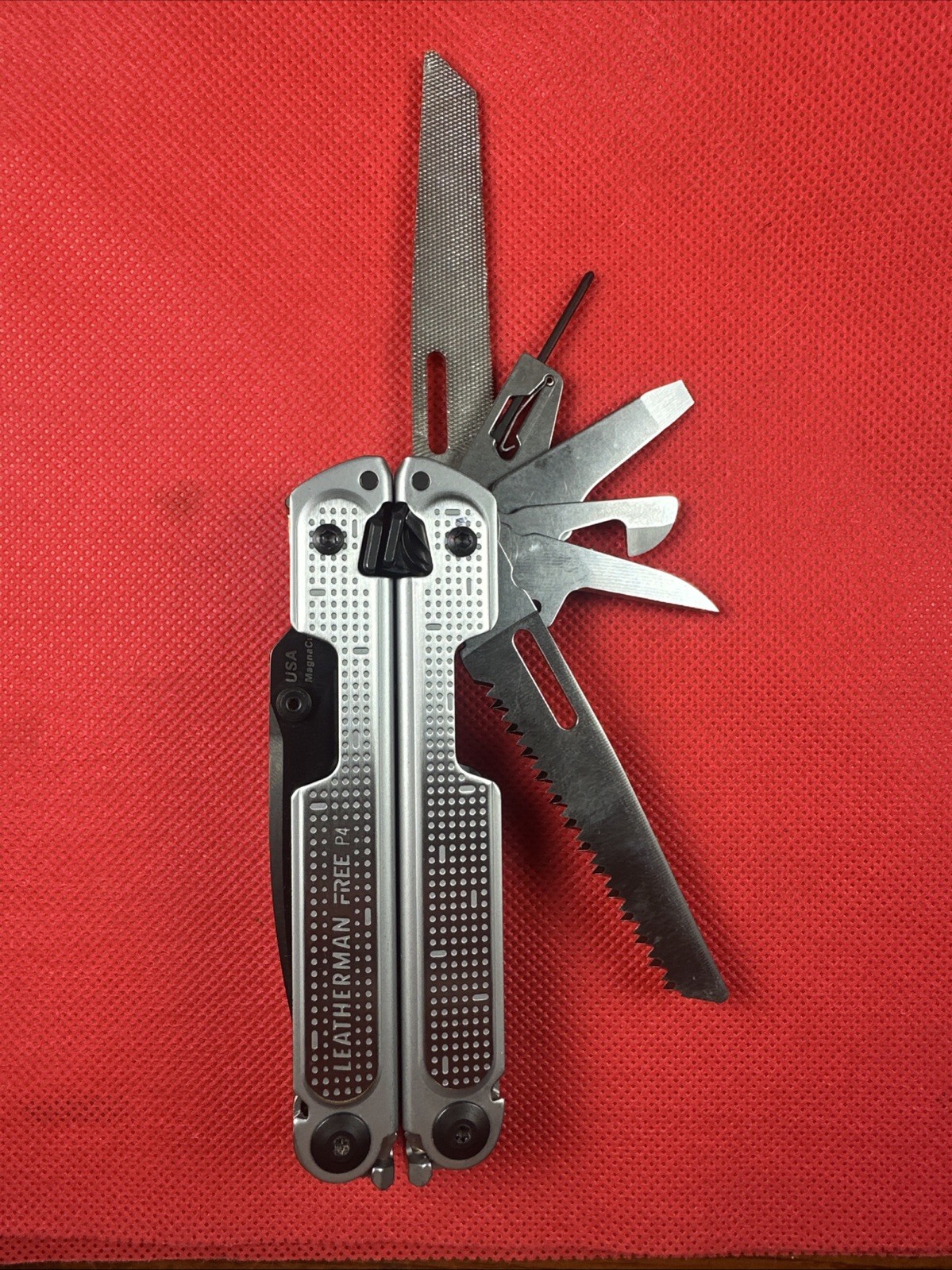 New Custom Black & Stainless Leatherman Free P4 w/ ARC Blade file Awl Mini bit!