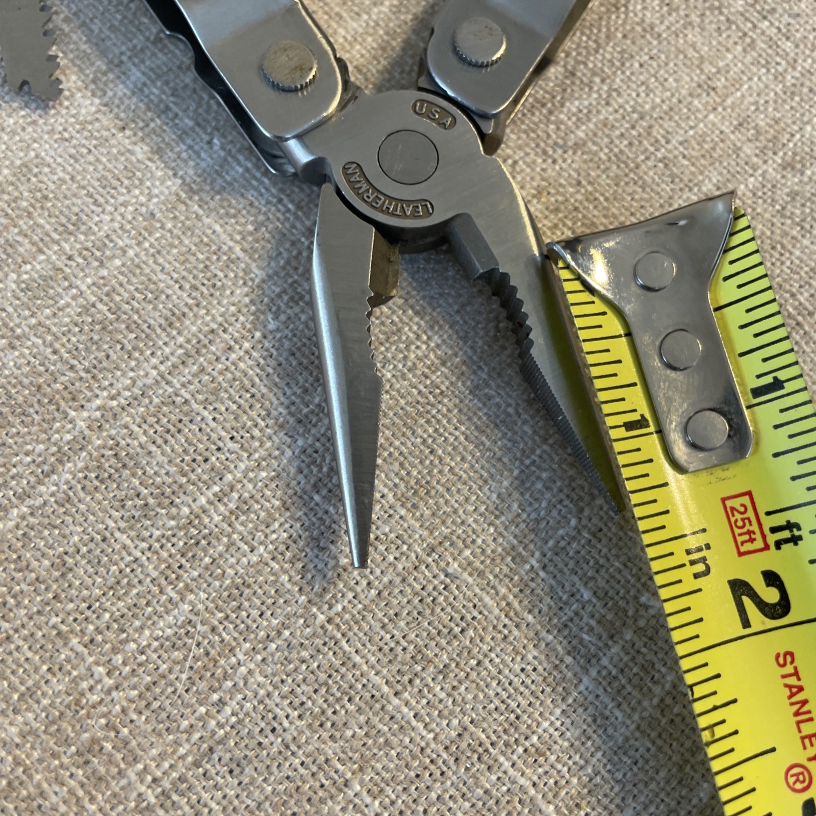 Leatherman Super Tool Multi 11-Tool Supertool Pocket Knife Pliers File Saw 0500