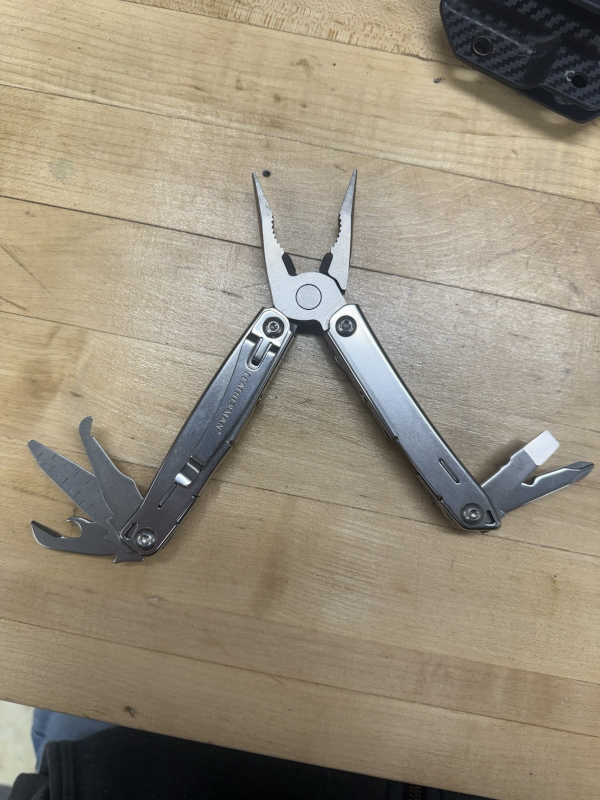 Leatherman Wingman With Clip & Carry Carbon Fiber Sheath