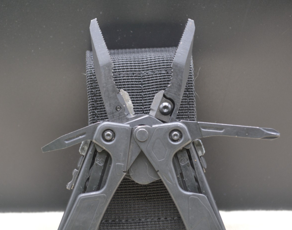 Leatherman OHT Multi-Tool *Pre-Owned* Free Shipping