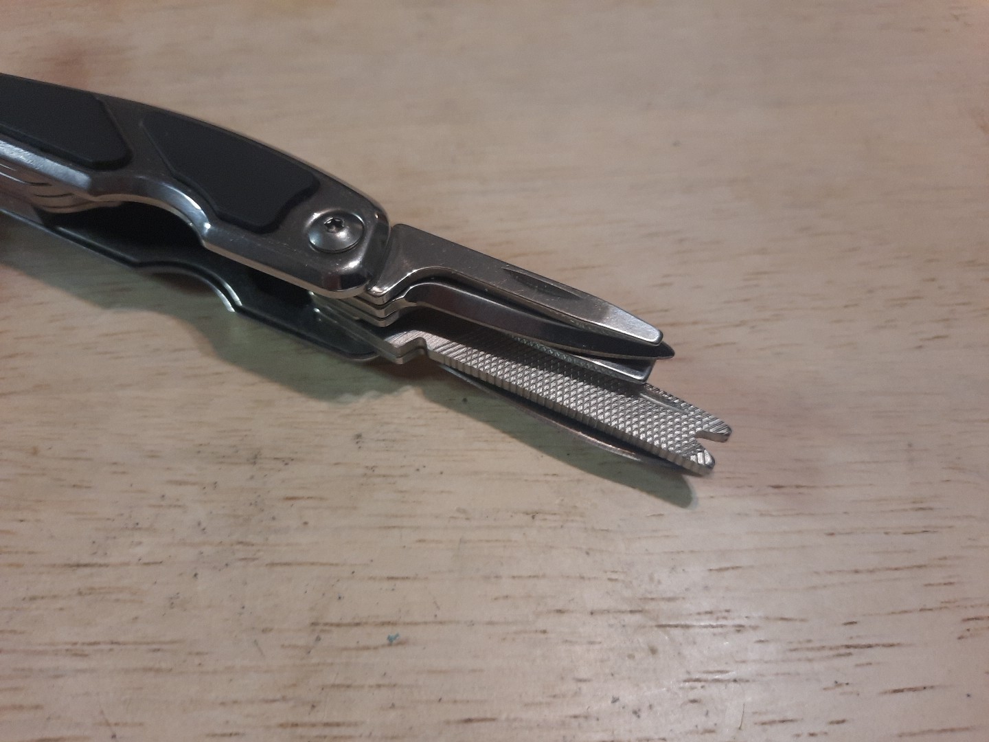 BLUE POINT BLPMT12 Multitool w/LED Work Light