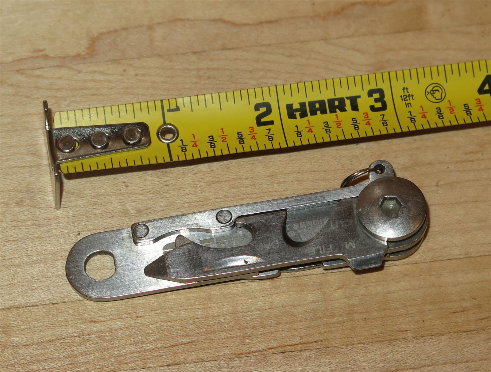 True Utility CONNECT Mikey 6-Function Multi-Tool with Key Holder Caribiner