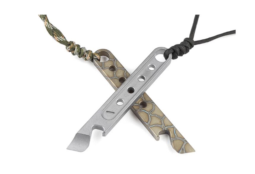 Titanium Alloy Outdoor Multi Tools Pocket Pry Bar Crowbar Bottle Opener EDC