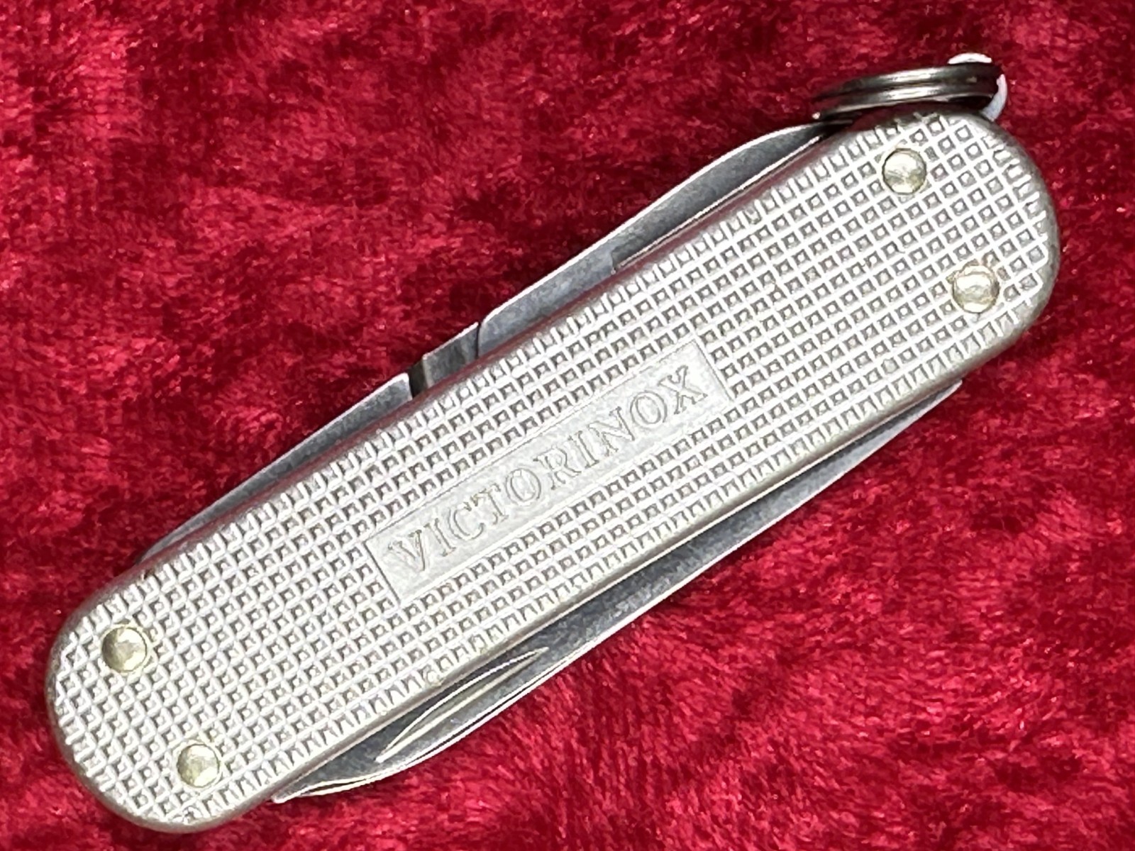 Victorinox Classic SD Silver Alox Swiss Army Knife 58mm 4 Tools KeyChain (503)