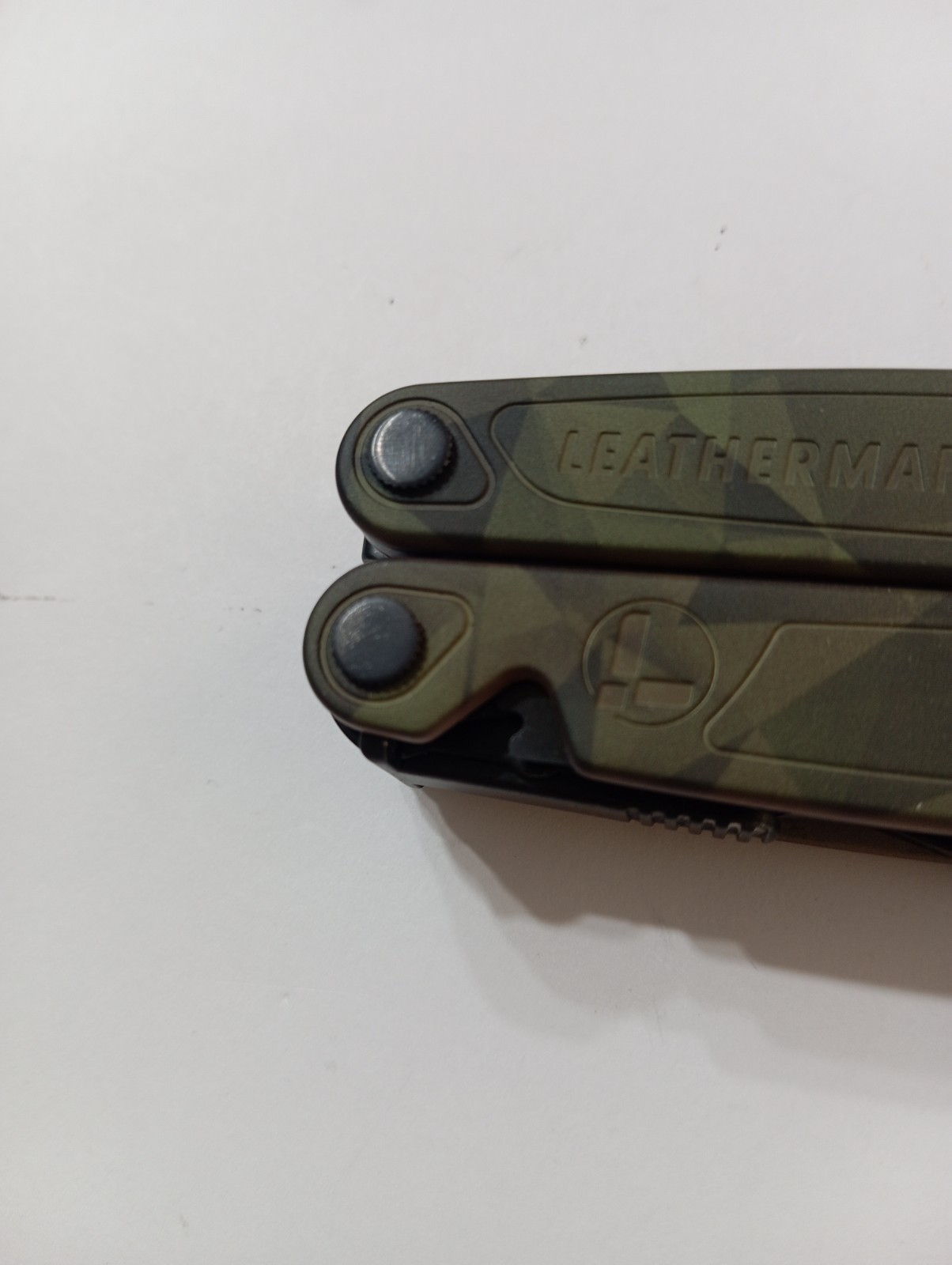 🔥🔥🔥 Leatherman Charge 2018 Forest Camo Retired Limited Edition Very Rare