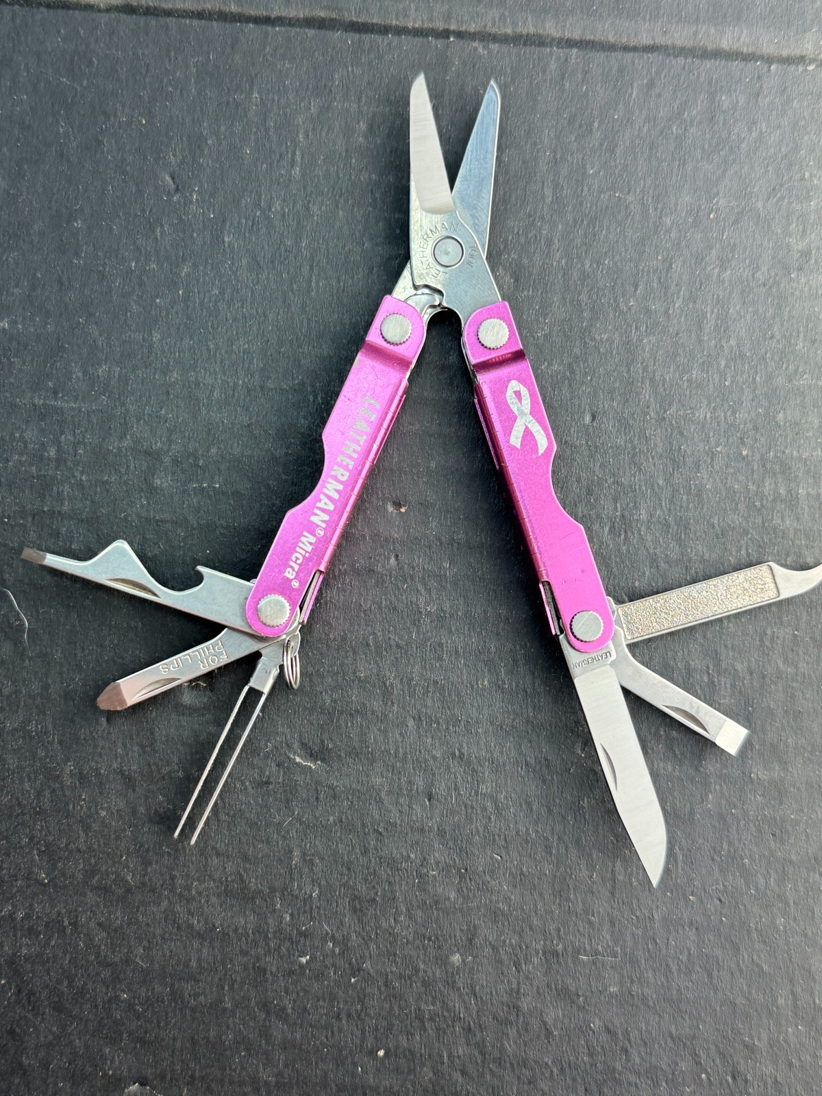 Leatherman Micra 10 in 1 Multitool Anodized Aluminum – Pink