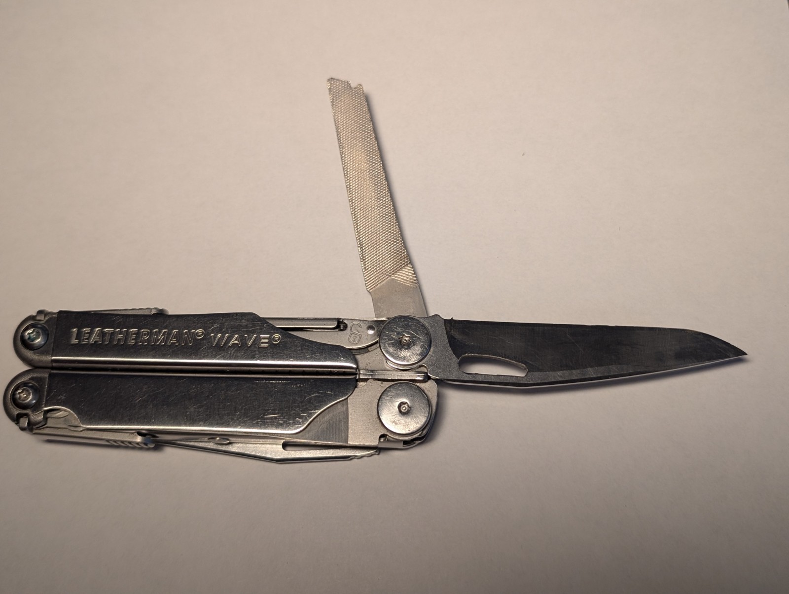 Leatherman Wave Multitool W Sheath and Bits Good Shape See Pics!
