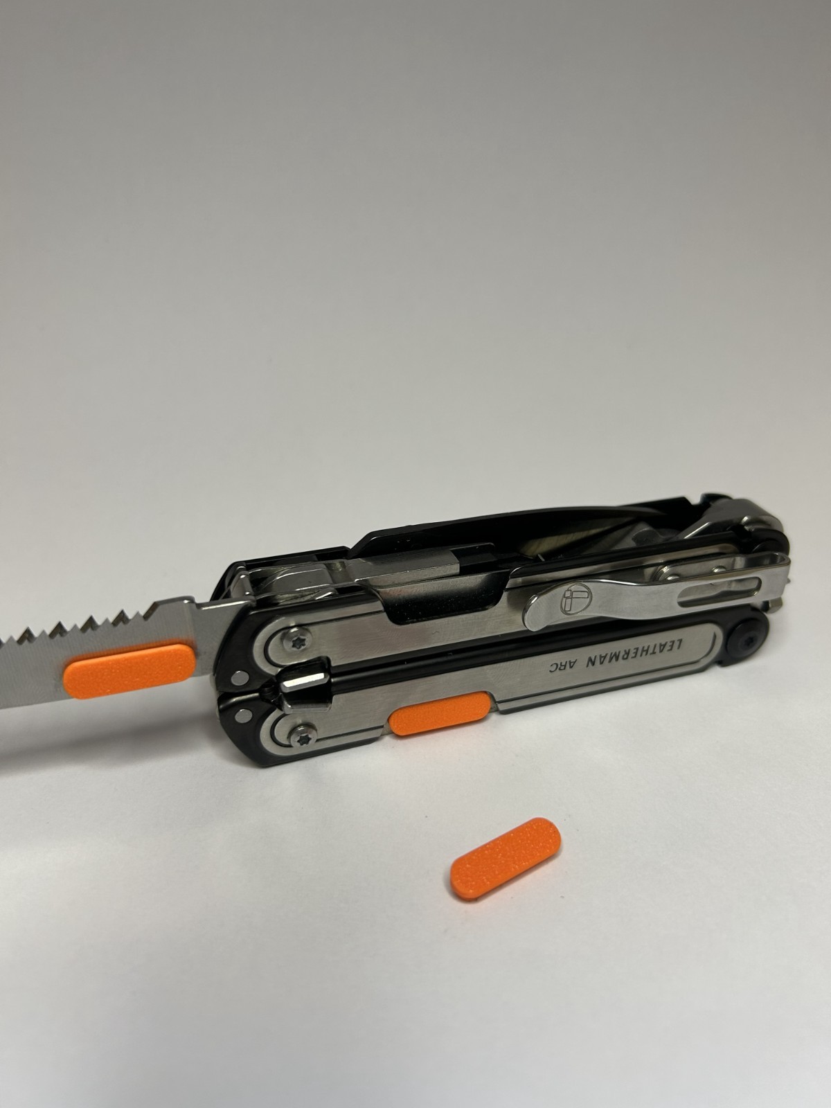 Leatherman Arc Upgrade Accessory – Thumb Studs