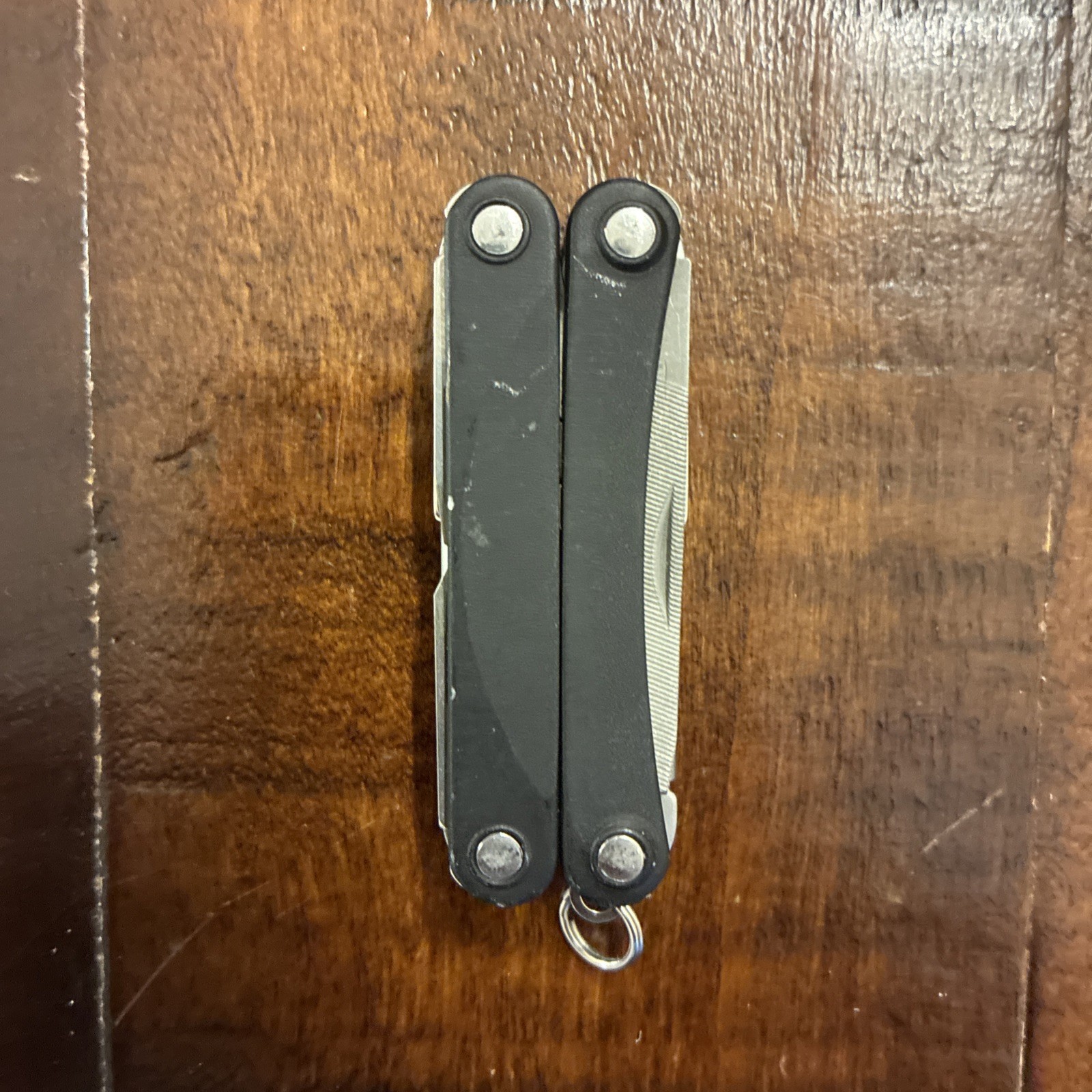 Leatherman Squirt PS4 Multi Tool, Knife, Pliers – Black – Excellent