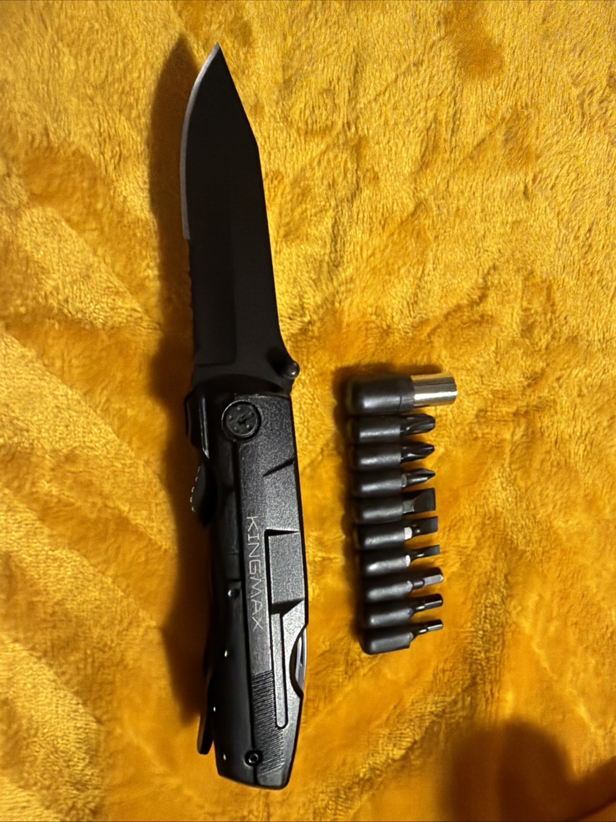 KINGMAX 14-in-1 Multi-Tool Pliers Folding Pocket Knife w/ 9-in-1 Bit Set Black