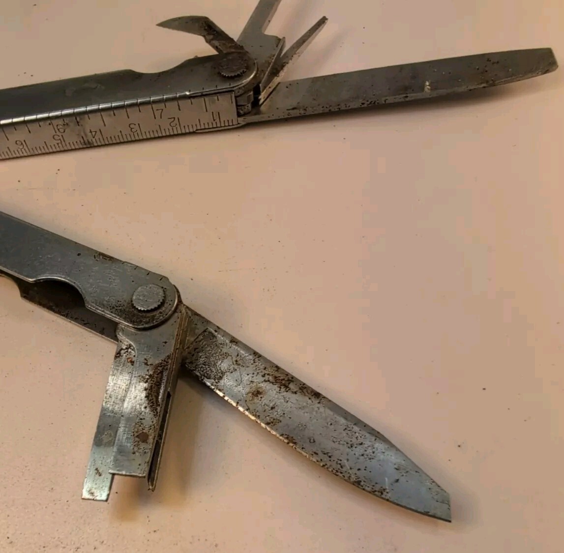 NICE Original Leatherman Tool US REG TM 1325473 Multi-Tools Portland OR Vintage