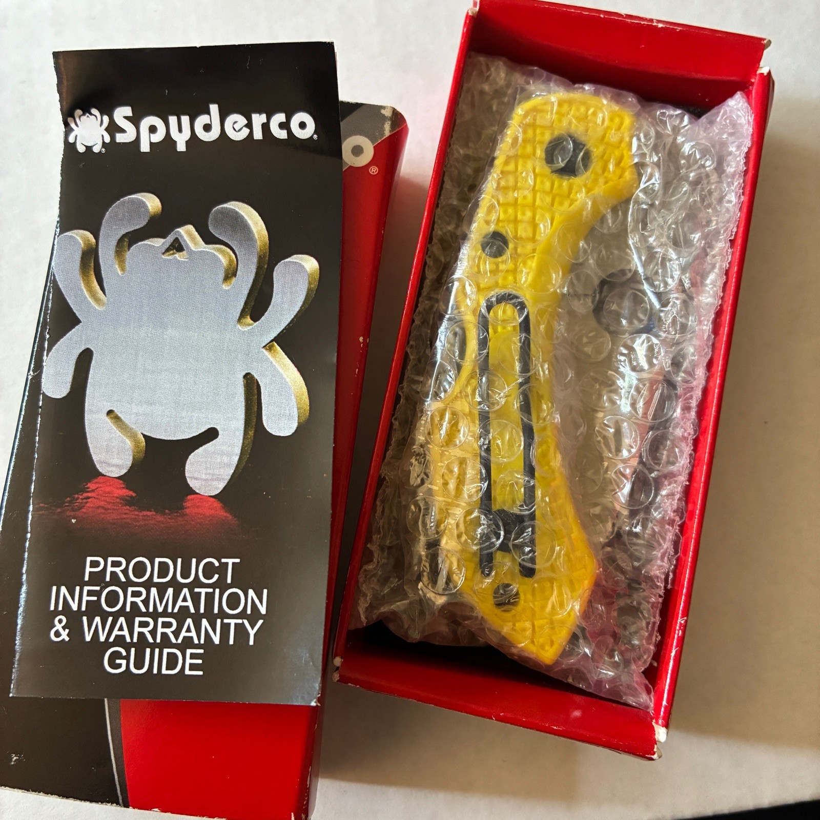 Spyderco C28PYL2 Dragonfly 2 Salt – Plain Edge H-1 Blade – Marine Yellow