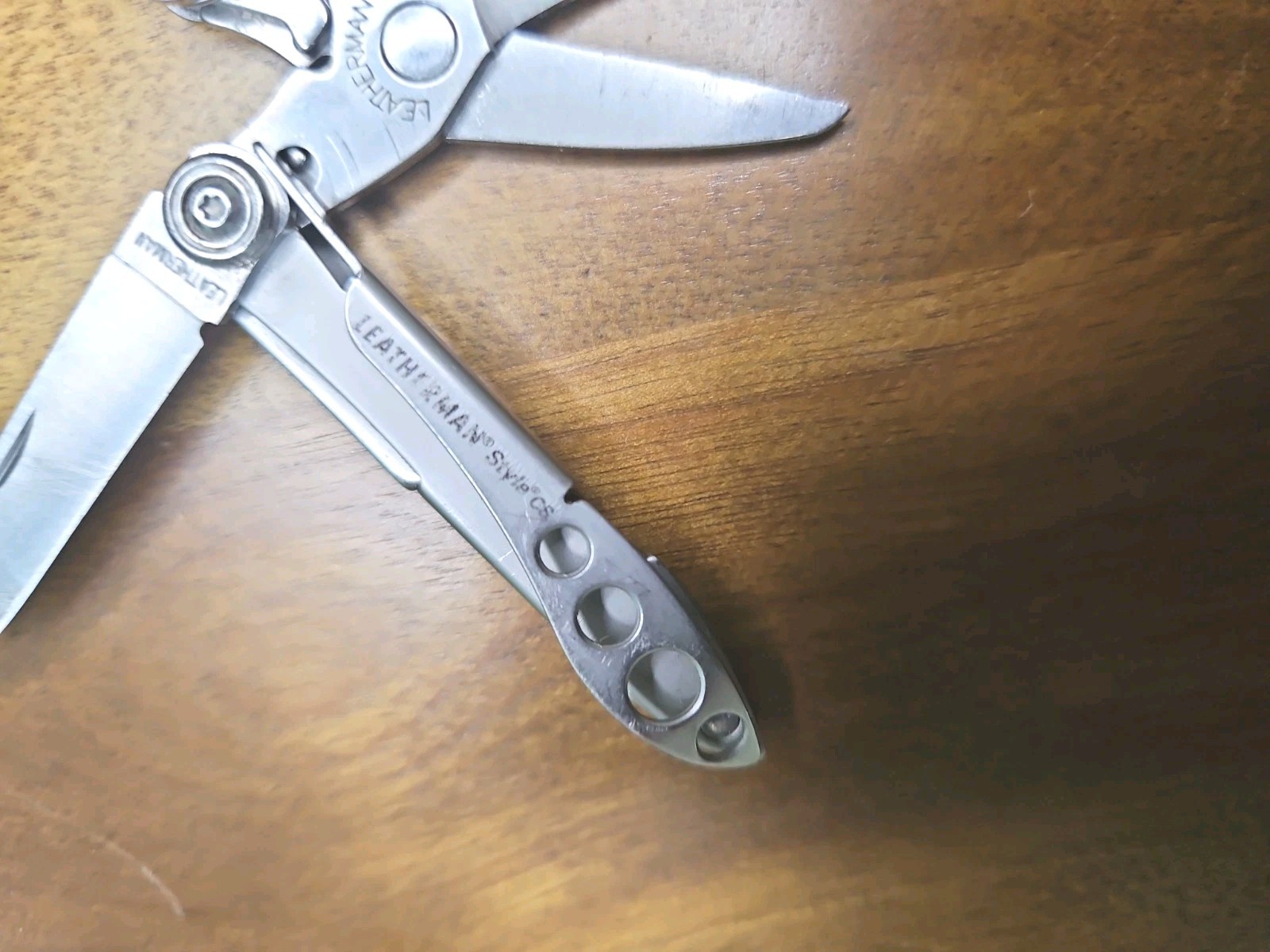 LEATHERMAN STYLE CS Black Multi-Tool Knife File Tweezer Carabiner