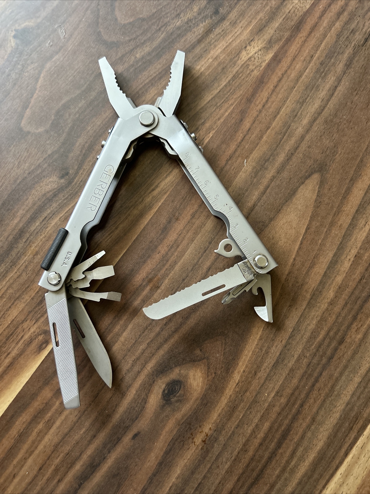 Gerber USA Multi Tool Blunt Nose Pliers Knife W/Sheath