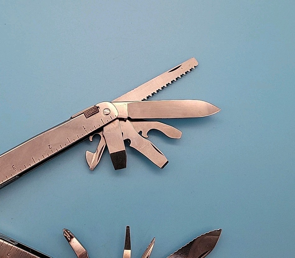 Victorinox SwissTool Swiss Army Multi Tool – 1998 Version – Saw, File, Blade