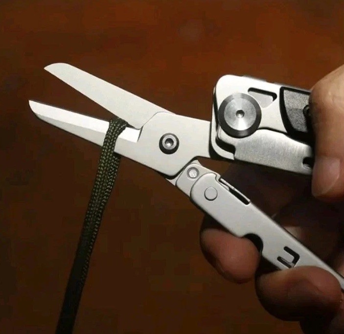 Pocket EDC 2-into-1 MultiTool • Large Scissors & Knife w/ Magnetic Connector