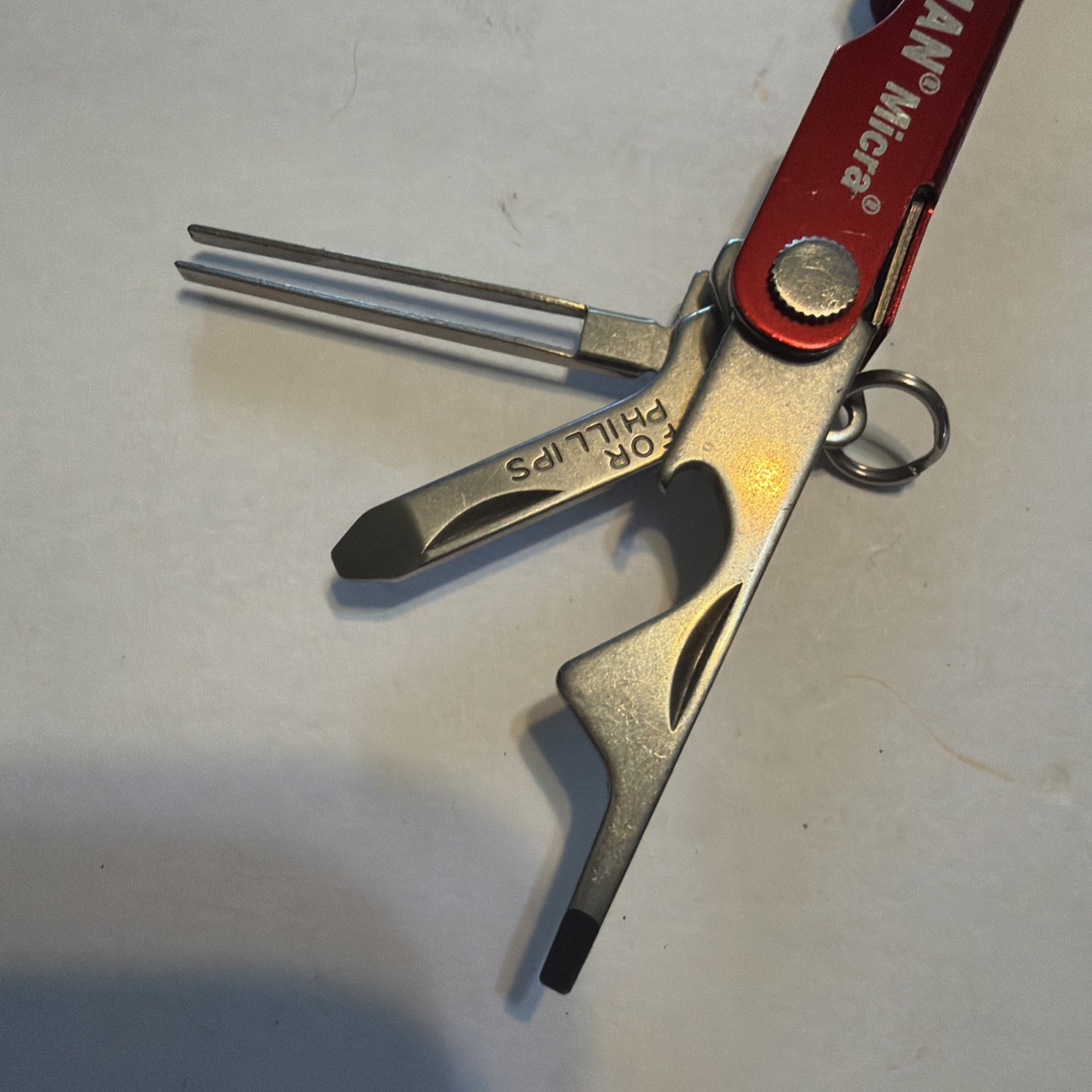 Leatherman Micra Multi-Tool, Knife, Scissors, Key Ring, Red , Stainless.