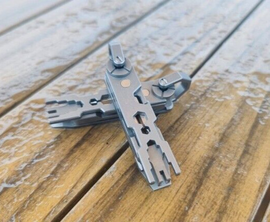 JOAT- EDC Gr5 Titanium Multi-Tool Hax Wrench Knife Screwdriver Bit Keychain
