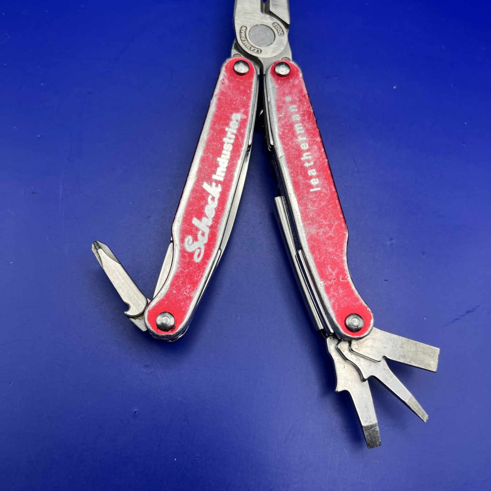 Leatherman Juice C2 Red Multi-Tool