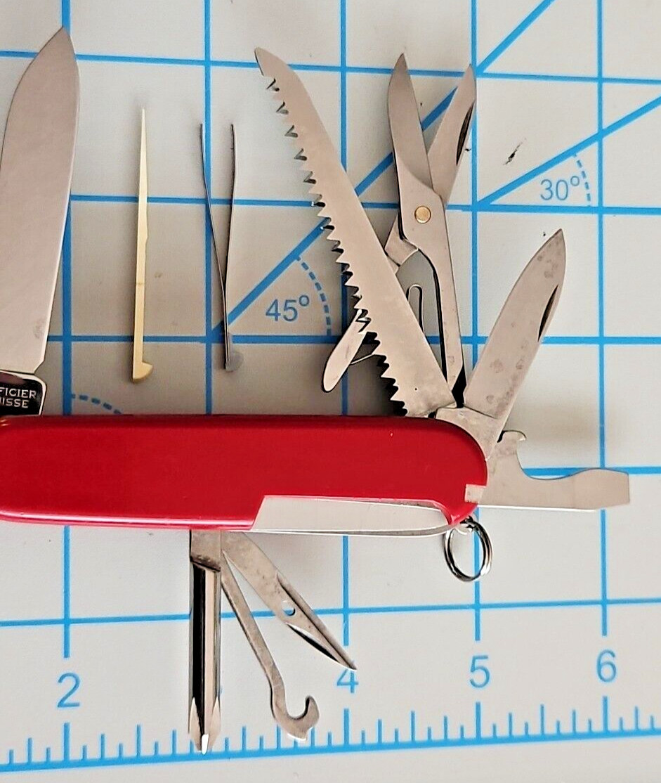 Victorinox Fieldmaster SwissArmyKnife – Red