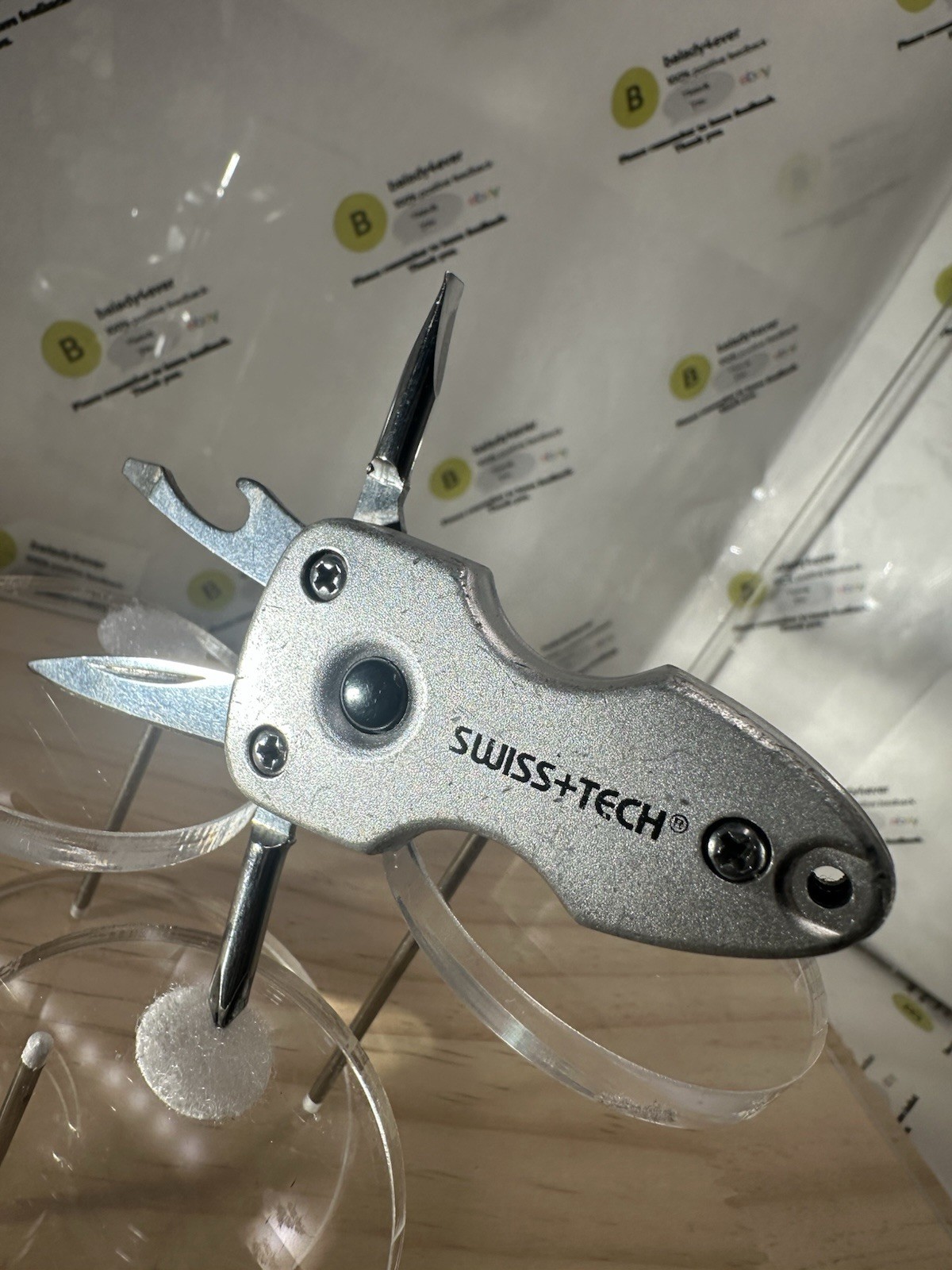 Swiss + Tech ST60300 Key Ring Multi-Tool 2.25” (needs bulb)