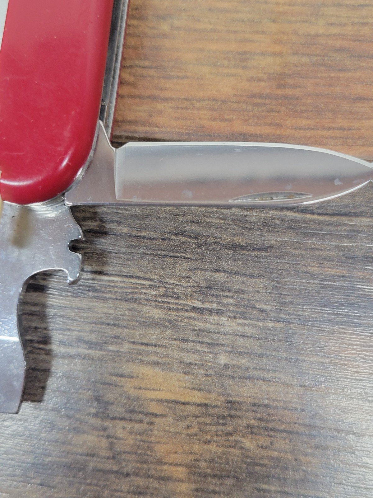 Victorinox Swiss Army Knife, Spartan Red, Complete