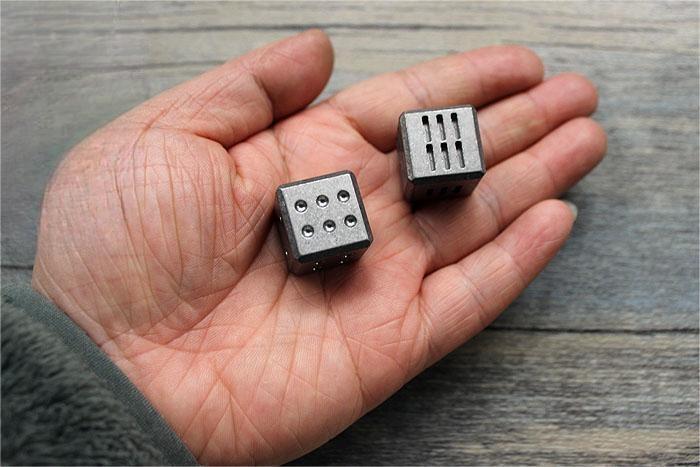 1PC Solid TC4 Titanium Dice EDC Toy Bar Entertainment Reusable Metal Ice Cube
