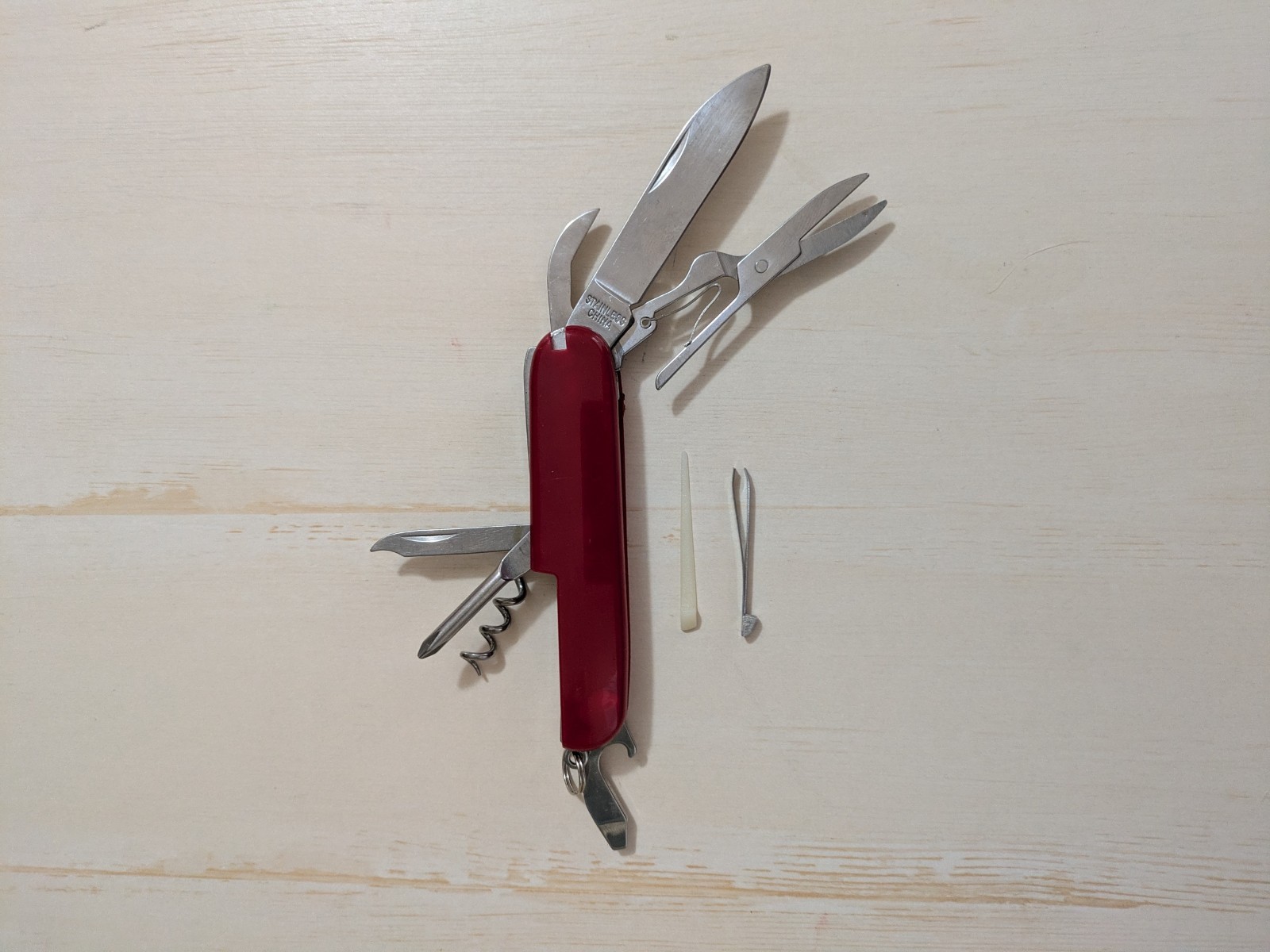 Swiss Army Knife Eddie Bauer Folding Pocket Knife. Multi Blades Tweezers Clean