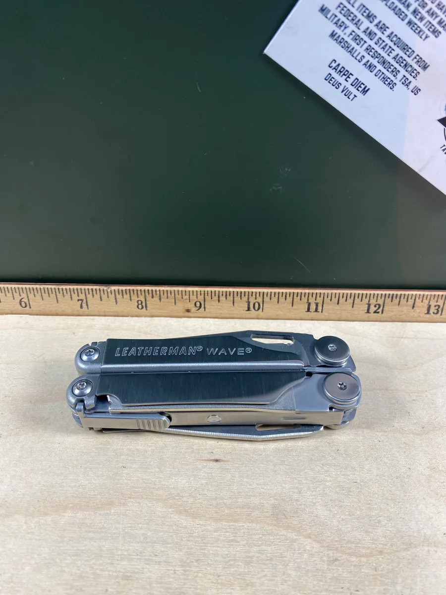 Leatherman Wave LW#1. Looks/feel brand new.