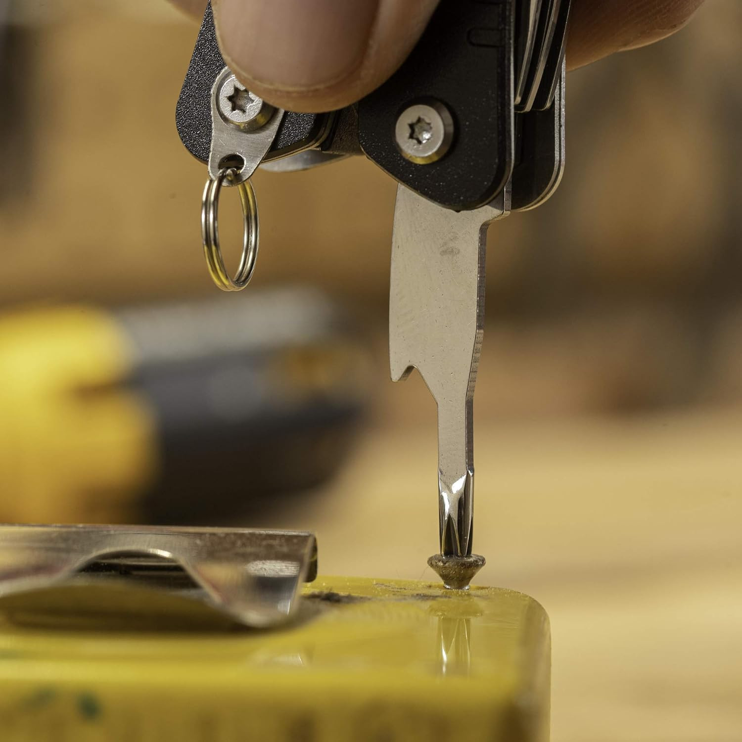 Smith’S 3-Inch 12-In-1 Multitool with Hard Case