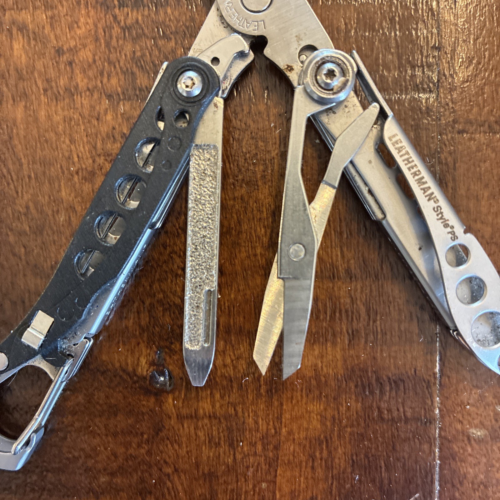 Leatherman Style PS Black Mini Multi-Tool Keychain Stainless – Excellent