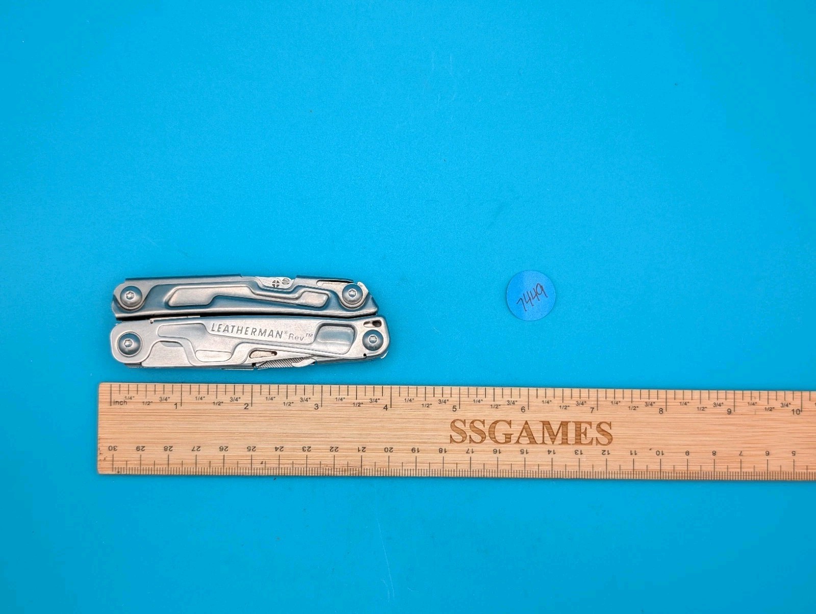 Leatherman Rev 3.8″ Multi-Tool, Stainless!