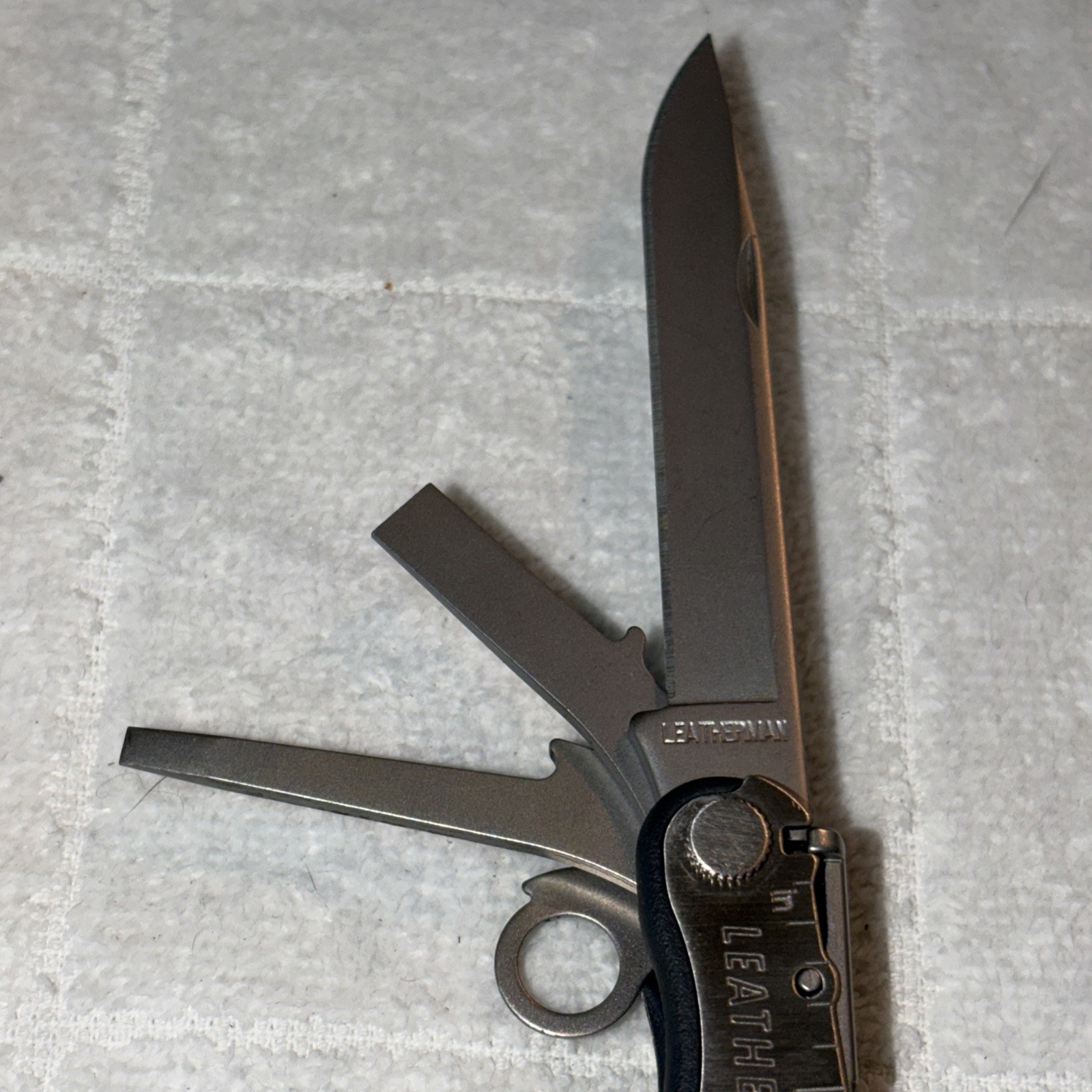 Leatherman Fuse Multi Tool with Case