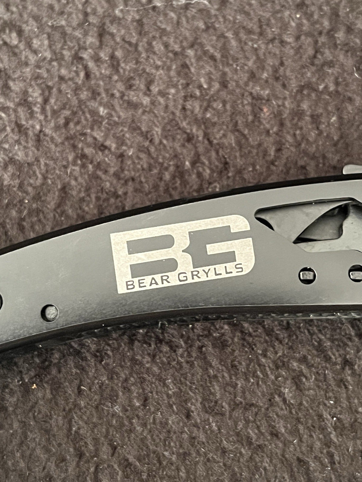 Gerber Bear Grylls 2011 Ultimate Survival Series 10 Multi-Tool With Sheath