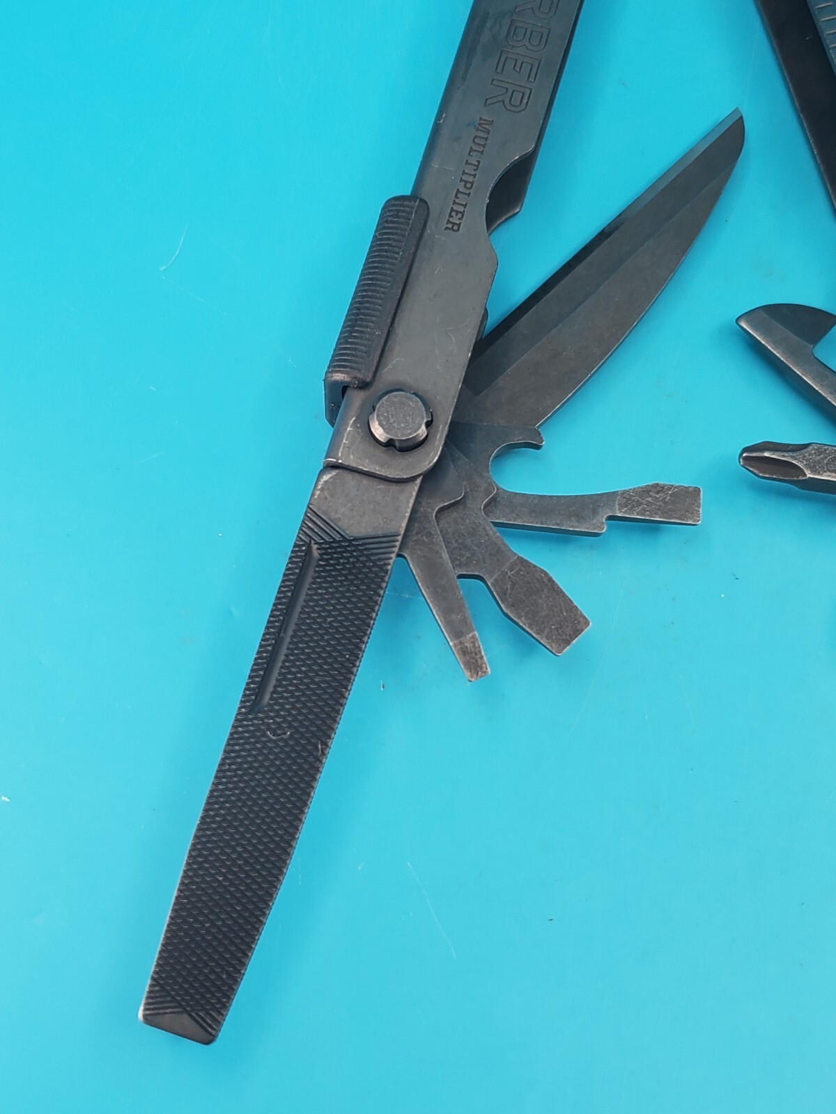 Gerber MP600 Black Oxide Multi-Tool Needle Nose Pliers!