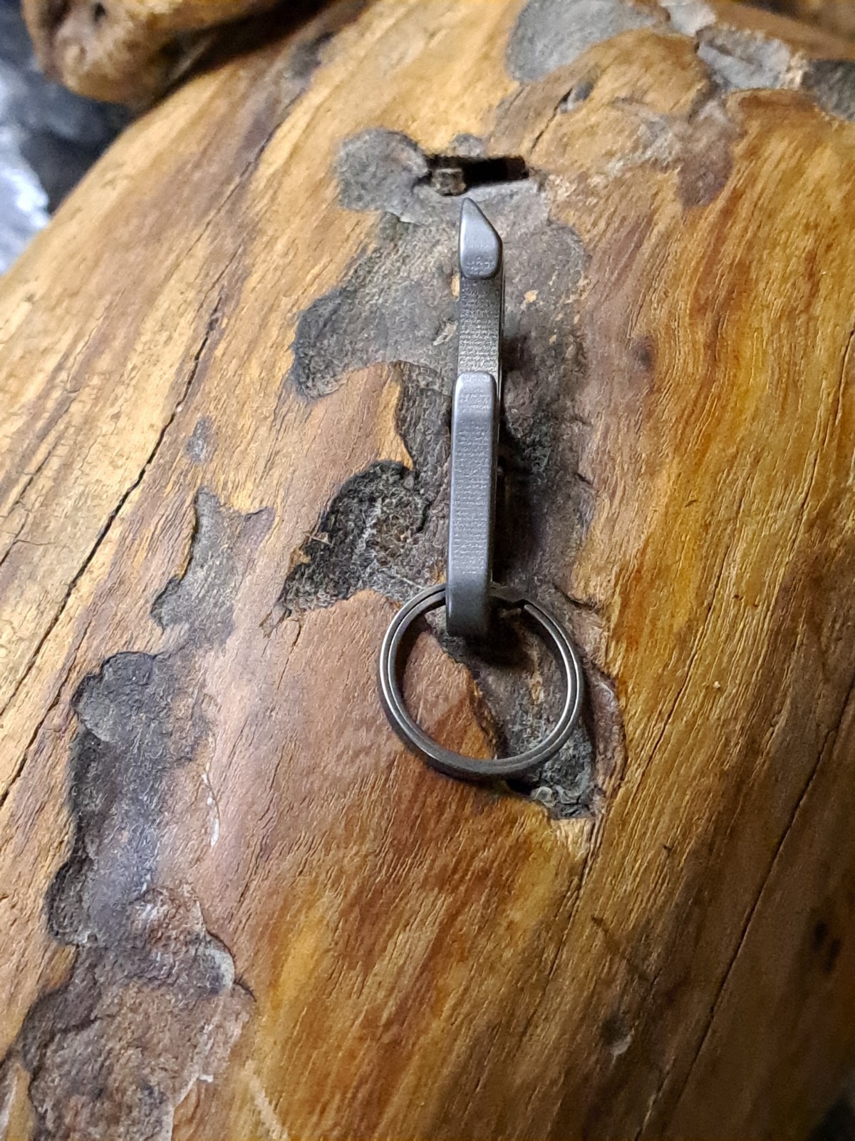 Pro Mini Minimalist Titanium Carabiner Keychain With 20mm Titanium Keyring