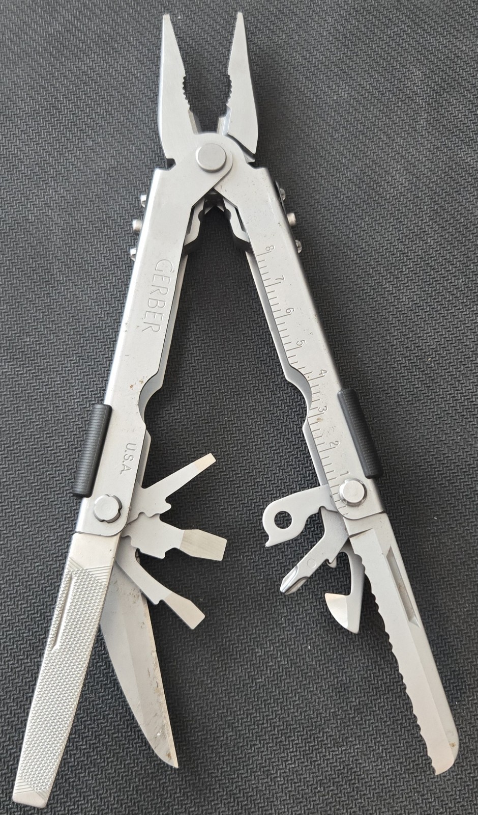 Gerber Multi-Plier 600 MP 600 ProScout Double Blade Carbide Multi Tool