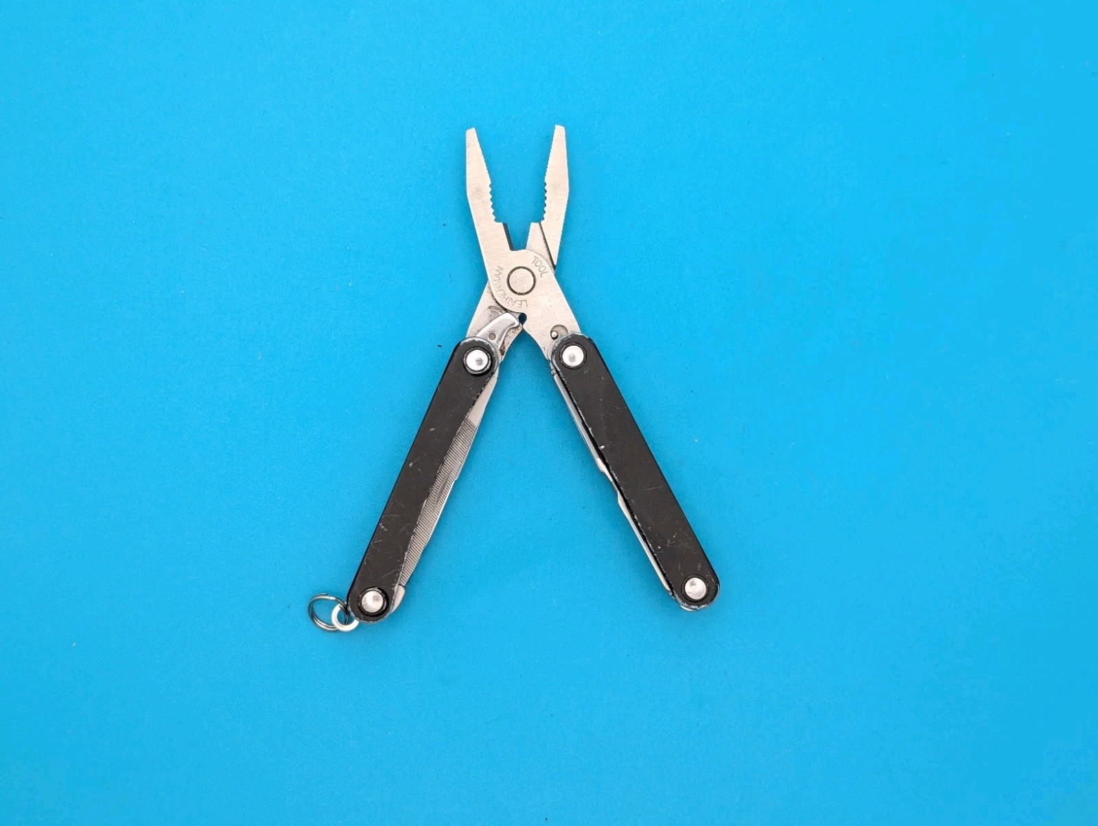 Leatherman SQUIRT PS4 Multi-Tool! BLACK! *broken scissors spring*