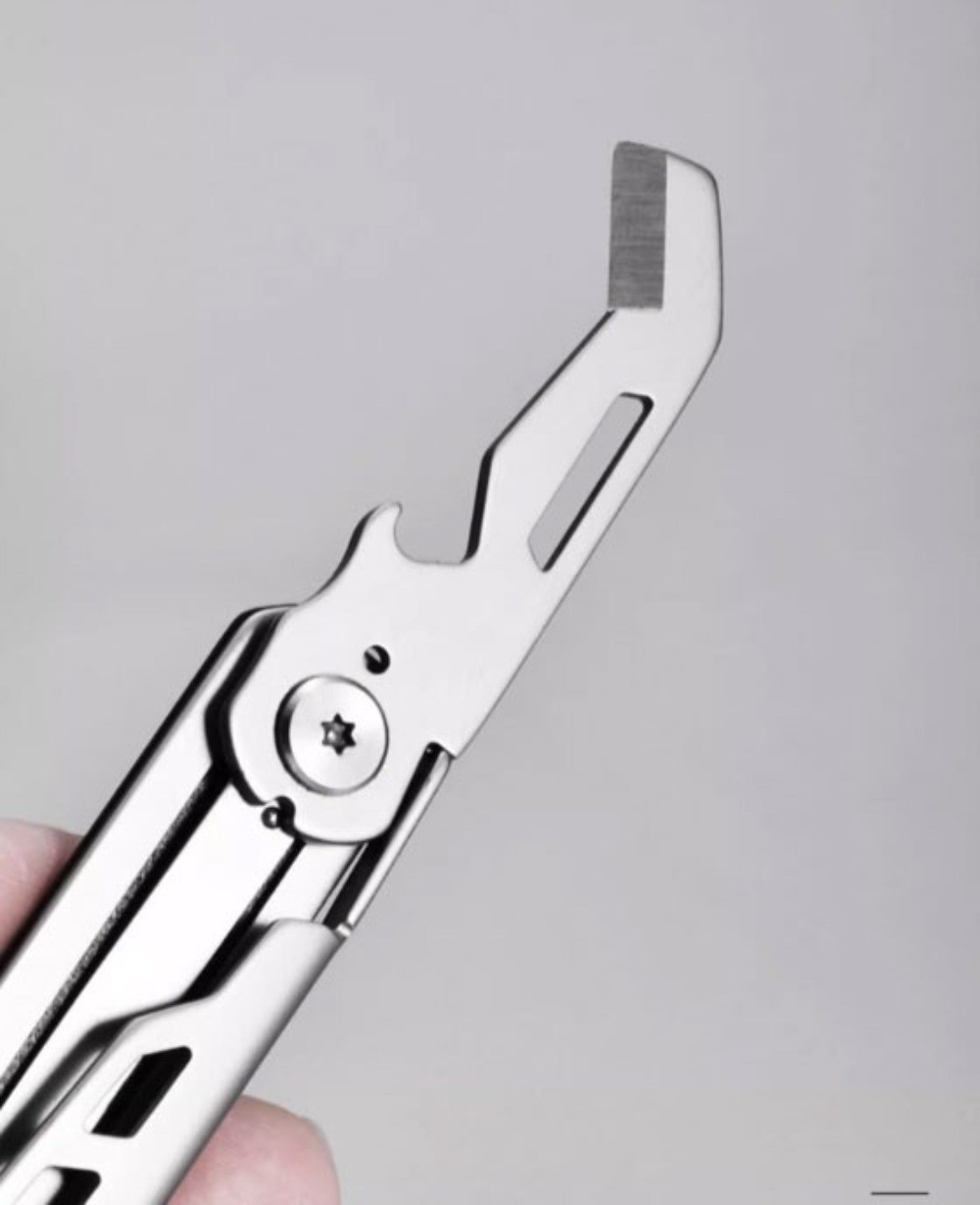 Stainless Steel Car Keychain Multi Tools Opener Outdoor Portable Key Pendant EDC