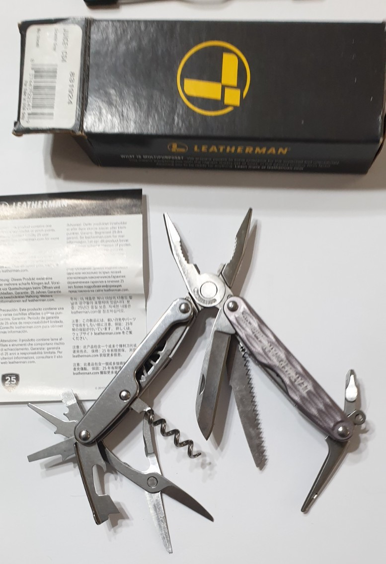 🔥🔥🔥 Leatherman Juice CS4 Gray Rare Retired Multi Tool Collectable New In Box