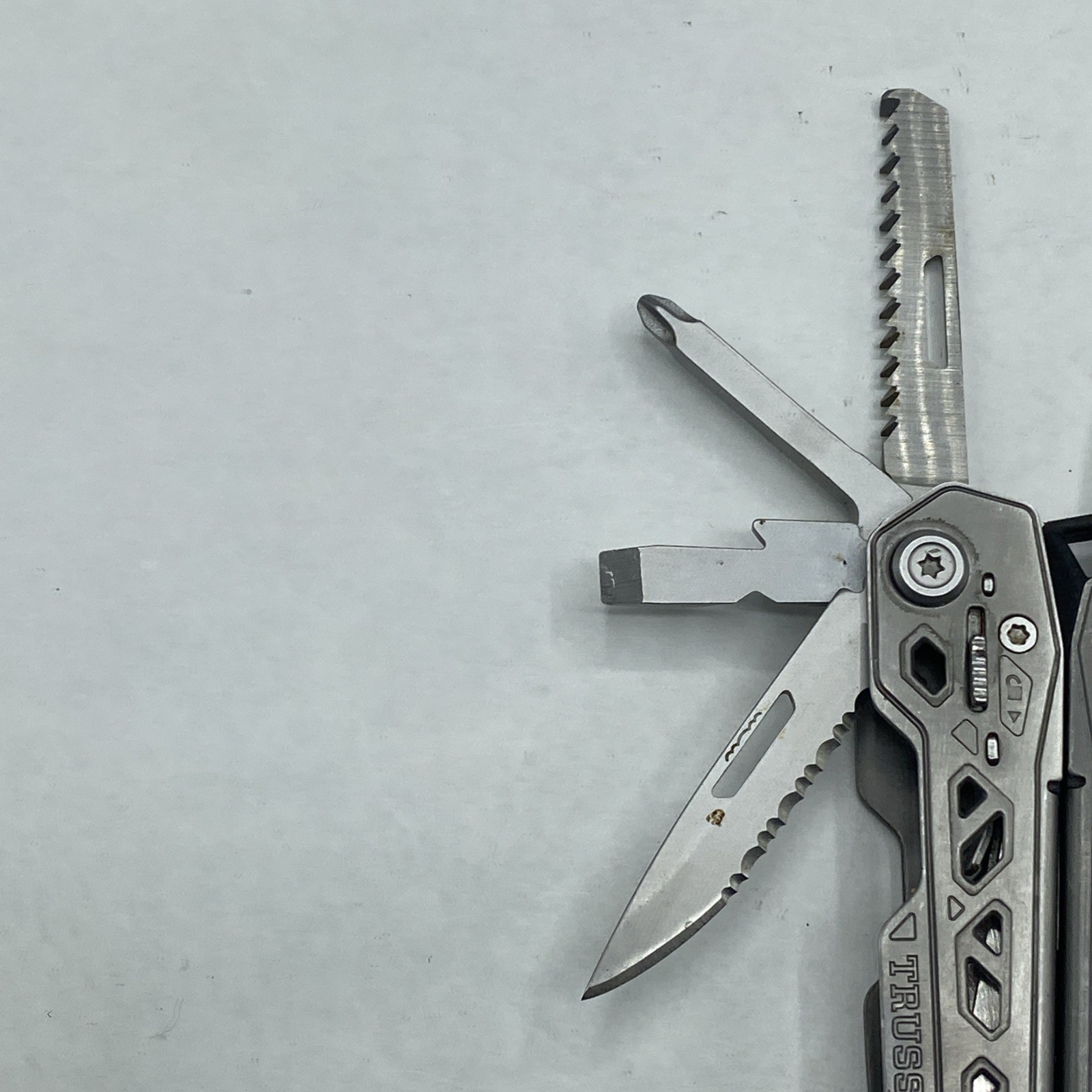 Gerber Truss Multi Tool – Gray