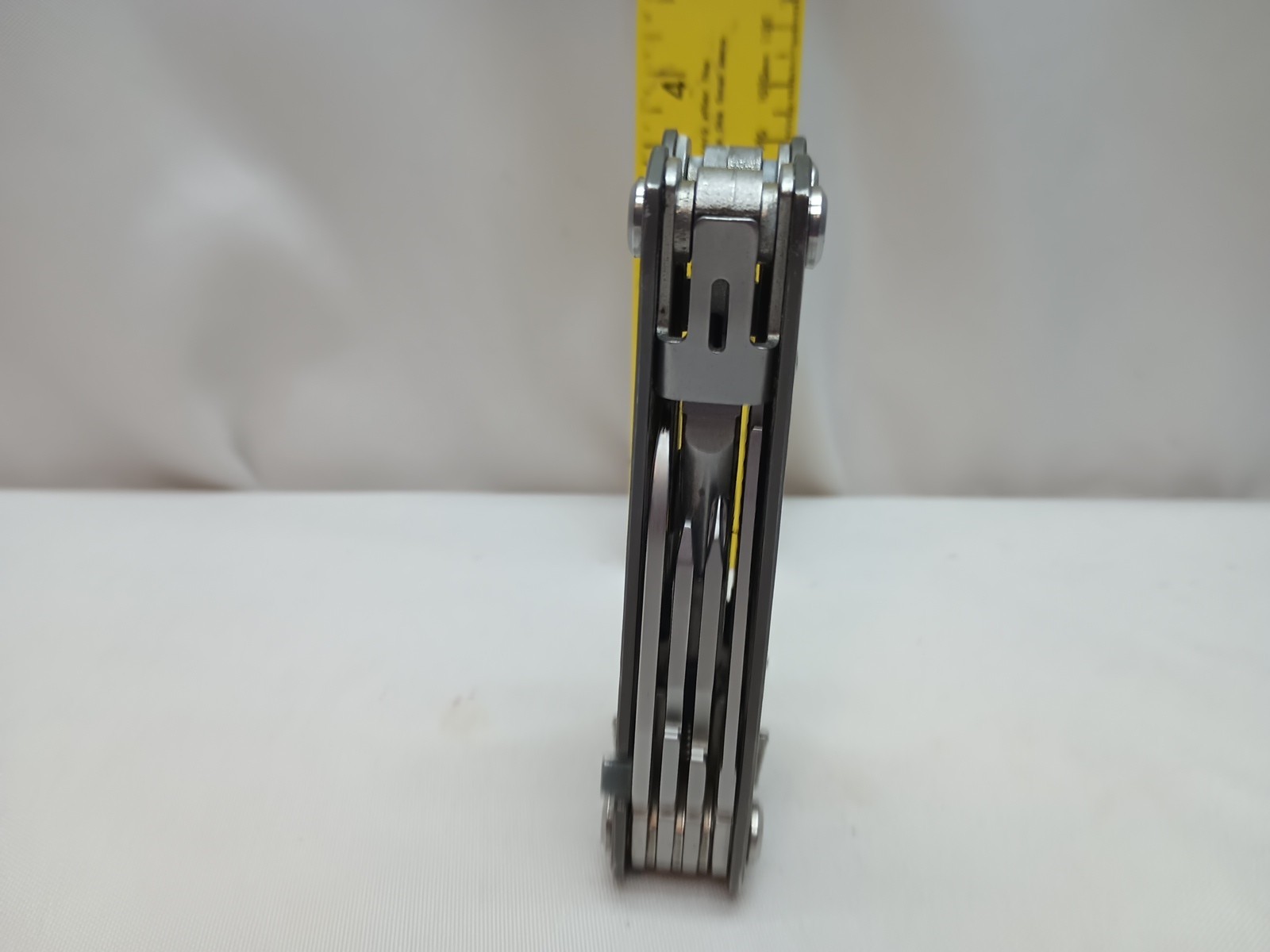 One Gerber Suspension 897011BE 8 Tools Plus Pliers
