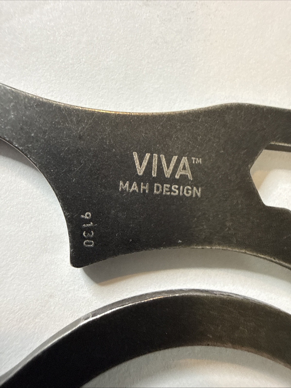 CRKT VIVA Multi-Tool and Bottle Opener Model 9130 Metal Flat Prybar Screwdriver