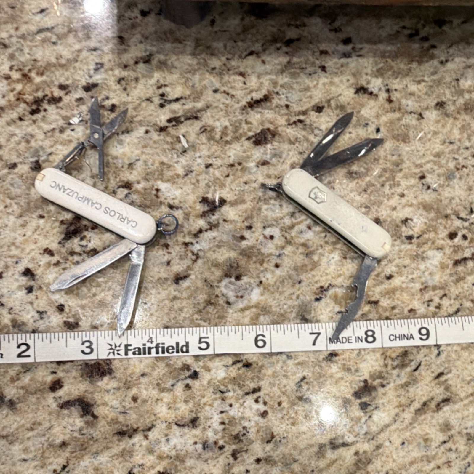 Victorinox Classic SD Multi-Tool Lot 2 White Knife Scissors File Opener