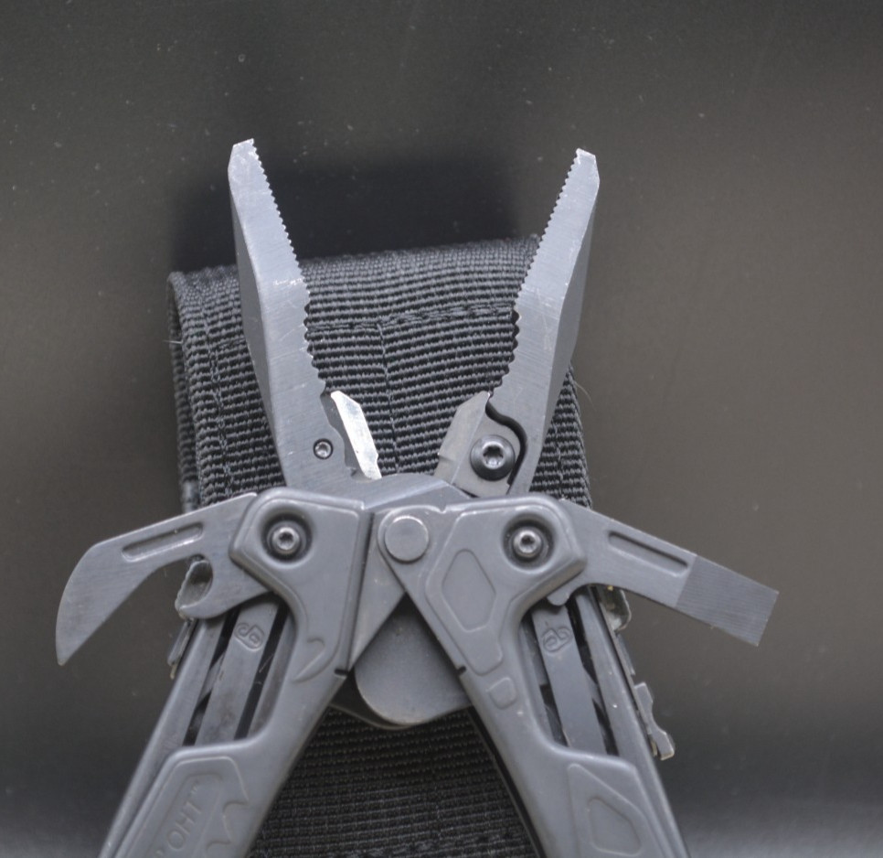 Leatherman OHT Multi-Tool *Pre-Owned* Free Shipping