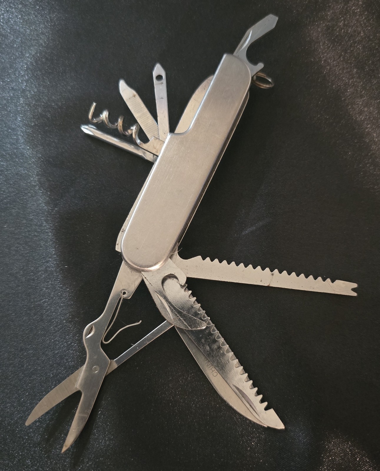 Multifunction Stainless Steel Pocket Knife with 10 Tools