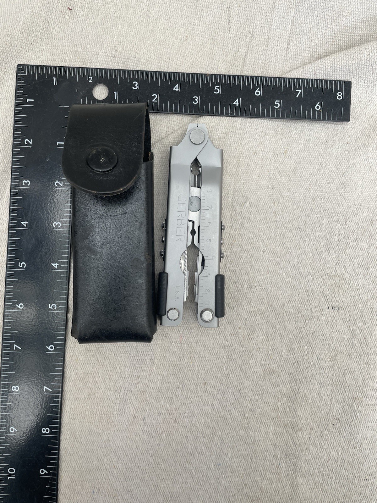 Gerber USA Multi Tool Blunt Nose Pliers Knife W/leather Case