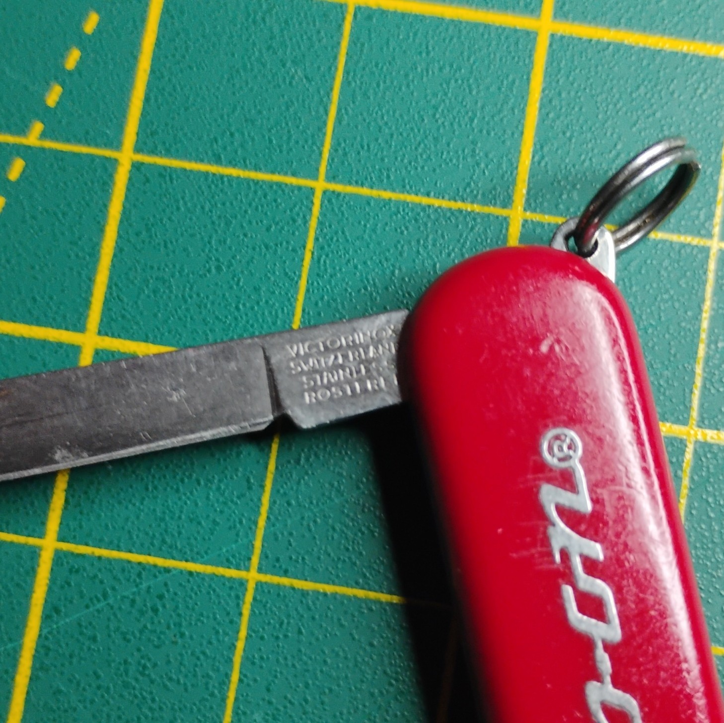Snap-on Victorinox Pocketknife 2 Tools Knife Nail File SS 1.5in Red Lanyard
