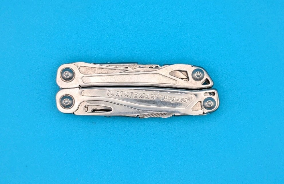 LEATHERMAN WINGMAN MULTI-TOOL! WITH SHEATH! FREE SHIPPING!