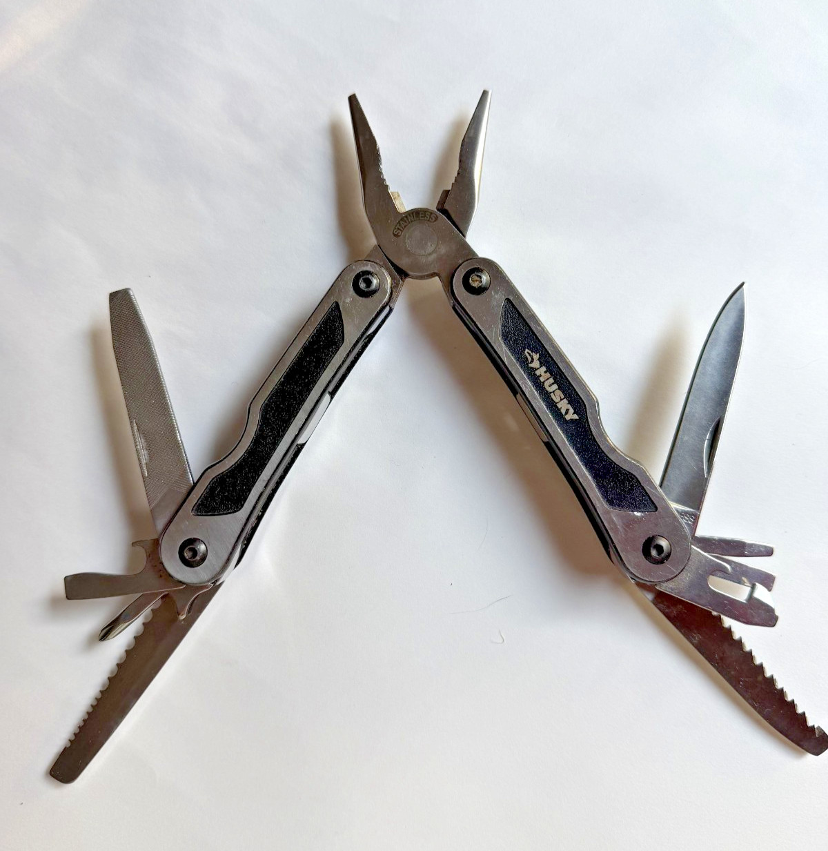 Lot of 3 Husky Multi-Tools, 13 or more tools per each Pocket Tool/Pocket Knife